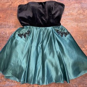 green and black short prom dress WITH pockets